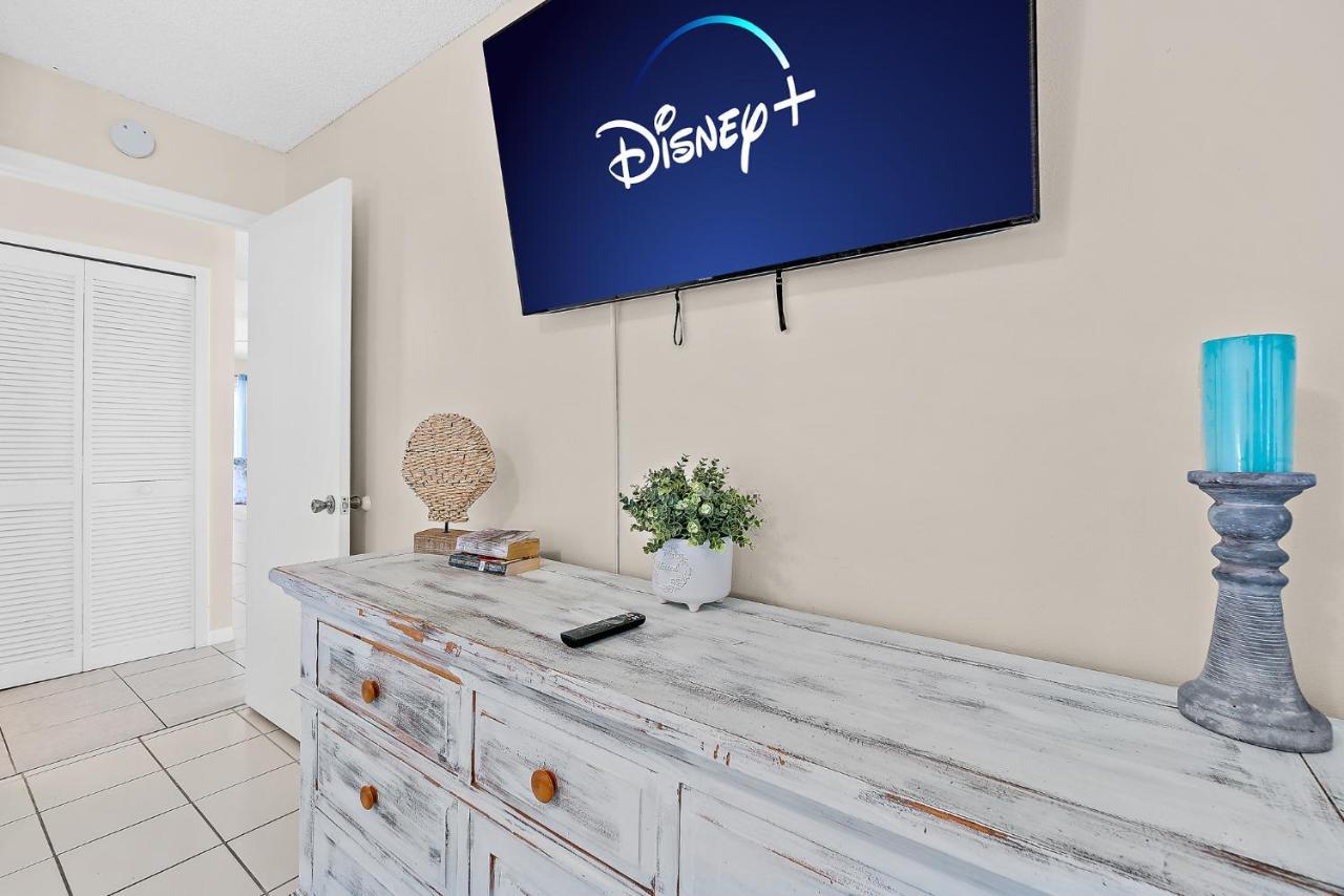 Serene Seaside Retreat - Dog Friendly - 2Br Townhouse With Shared Heated Pool Steps To Paradise Beach! Melbourne Bagian luar foto