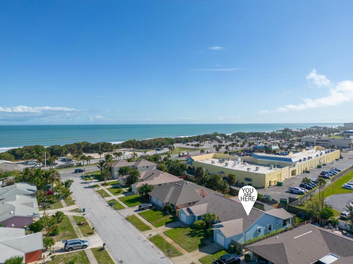 Serene Seaside Retreat - Dog Friendly - 2Br Townhouse With Shared Heated Pool Steps To Paradise Beach! Melbourne Bagian luar foto