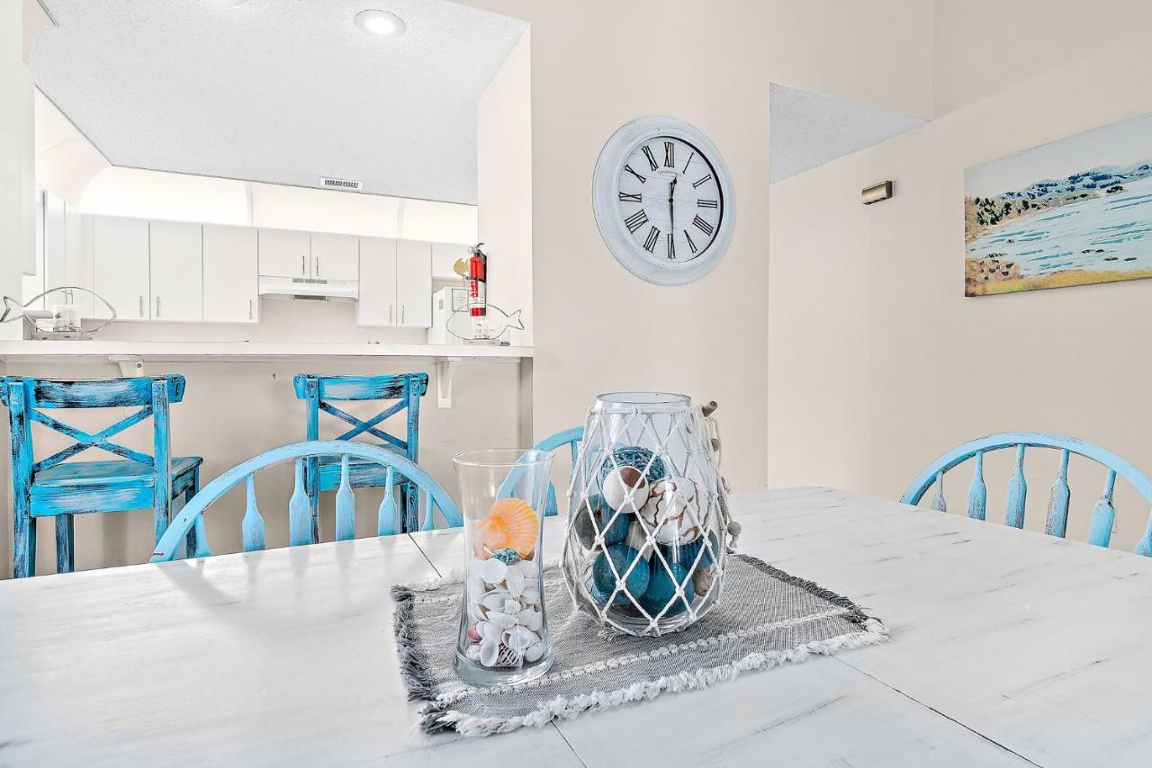 Serene Seaside Retreat - Dog Friendly - 2Br Townhouse With Shared Heated Pool Steps To Paradise Beach! Melbourne Bagian luar foto