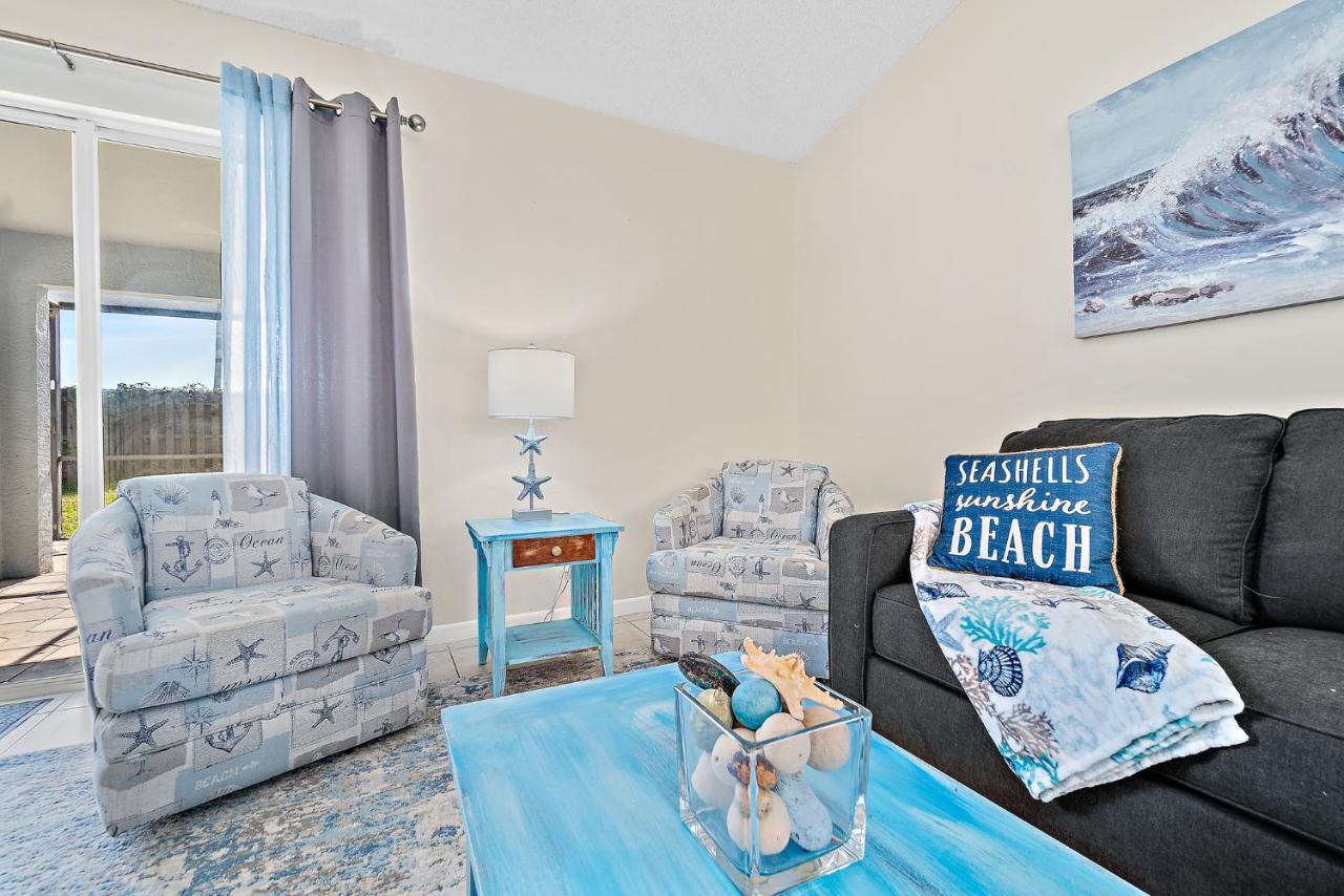 Serene Seaside Retreat - Dog Friendly - 2Br Townhouse With Shared Heated Pool Steps To Paradise Beach! Melbourne Bagian luar foto